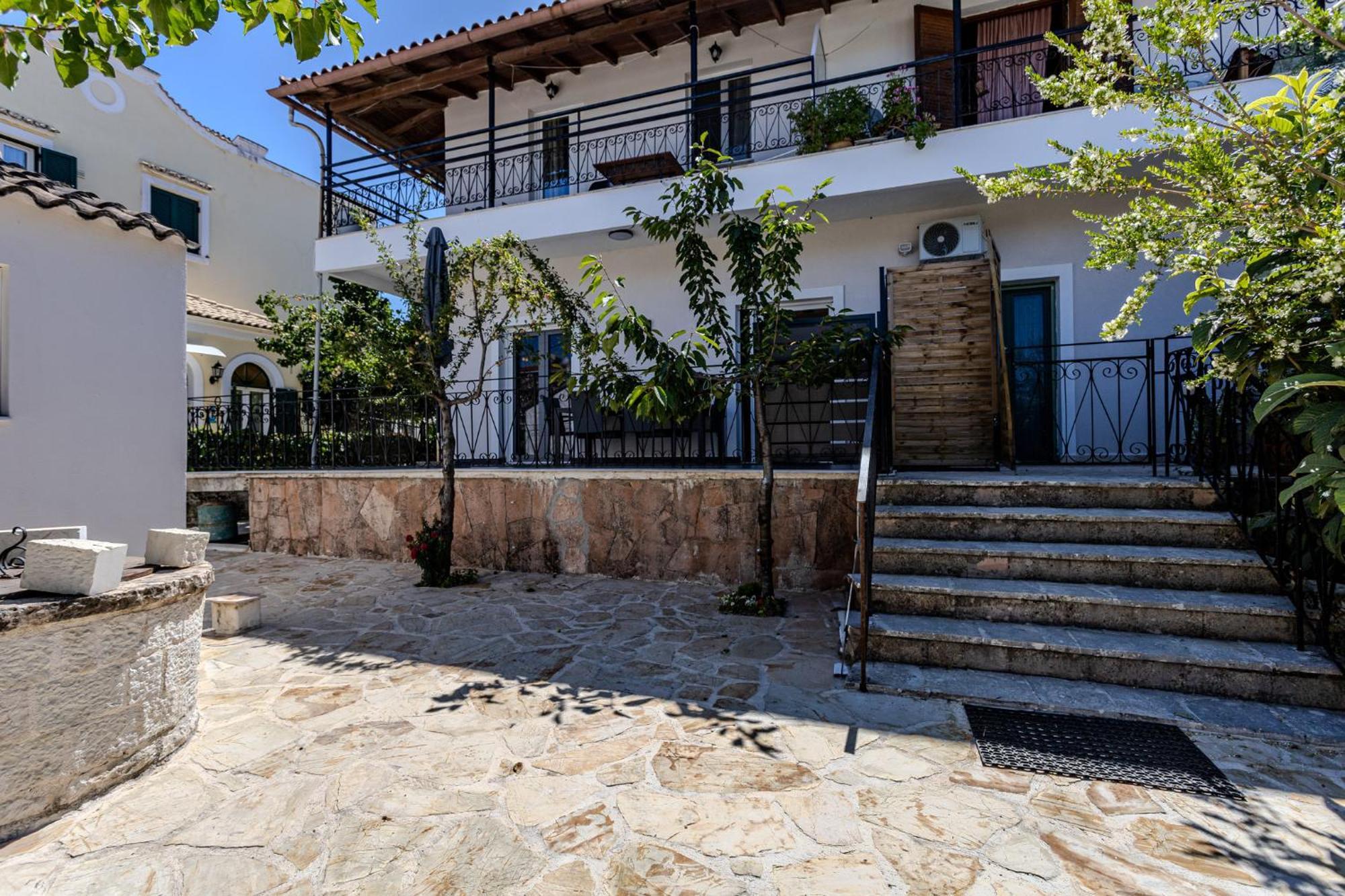 Rodakinia Kassiopi Apartment ภายนอก รูปภาพ